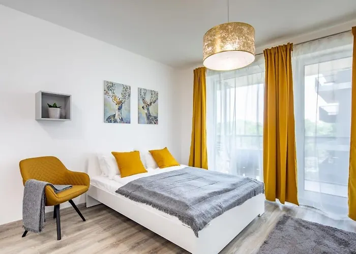 Brand New With Balcony Appartement *