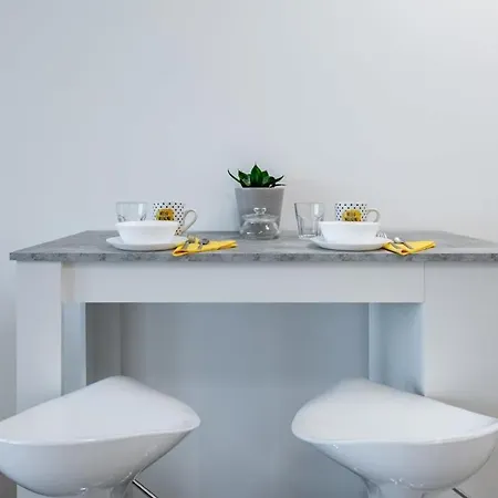 Brand New With Balcony Apartman Budapest