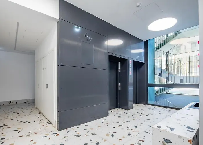 Brand New With Balcony Lejlighed